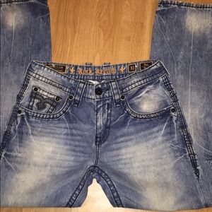 Men's Rock Revival Jeans ❤️ Gently worn